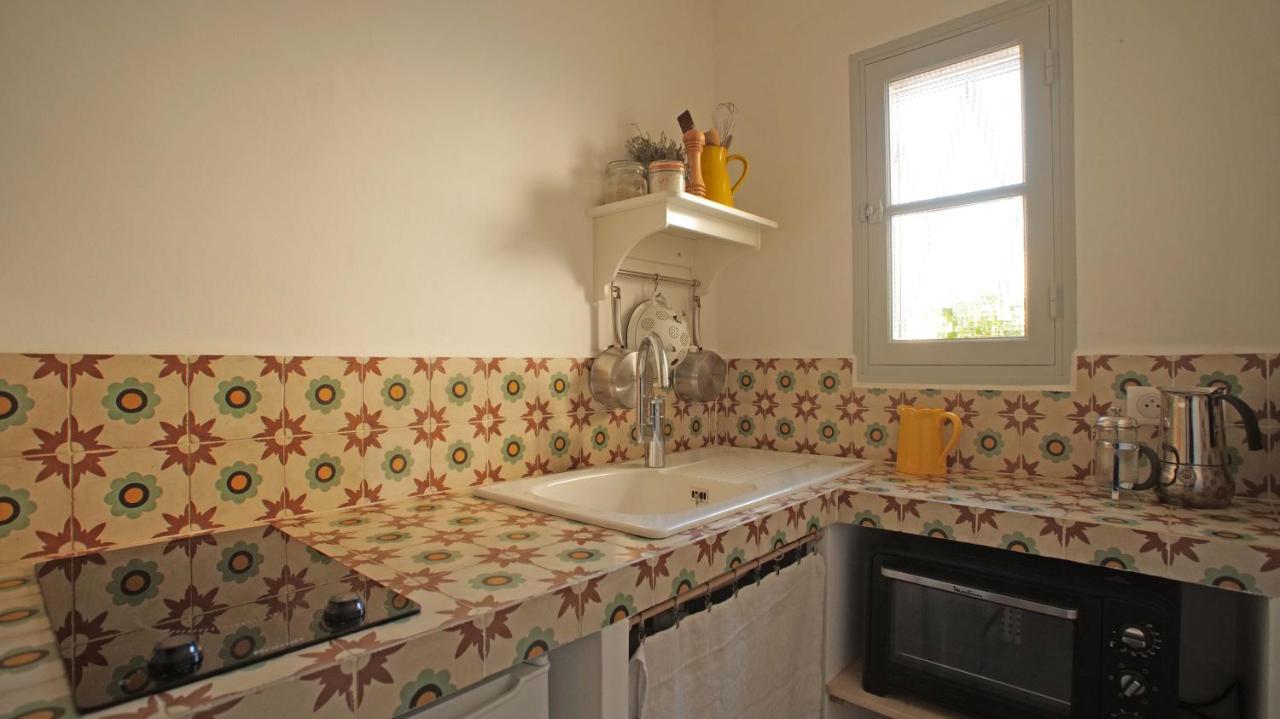 Au Coin De La Roquette Apartment Arles Ngoại thất bức ảnh