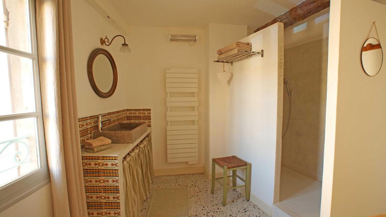 Au Coin De La Roquette Apartment Arles Ngoại thất bức ảnh