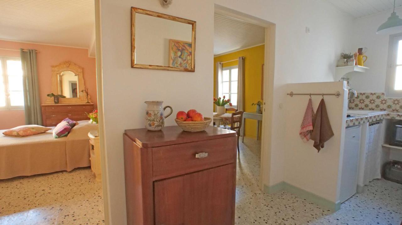 Au Coin De La Roquette Apartment Arles Ngoại thất bức ảnh